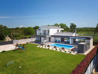 Villa für 8 Personen (190 m²) in Valbandon 3/10