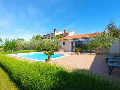 Villa für 10 Personen (120 m²) in Valbandon 8/10