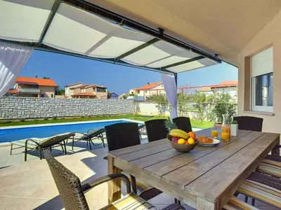 Villa für 8 Personen (180 m²) in Valbandon 2/10