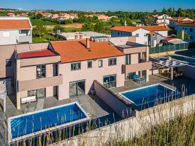 Villa für 10 Personen (210 m²) in Valbandon 5/10