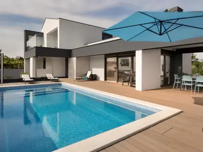 Villa für 8 Personen (190 m²) in Fažana 1/10