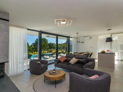 Villa für 8 Personen (240 m²) in Valbandon 10/10
