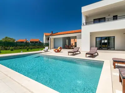 Villa für 8 Personen (160 m²) in Valbandon 4/10
