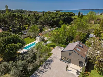 Villa für 4 Personen (90 m²) in Valbandon 2/10