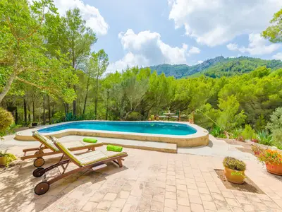 PoolOfHouse