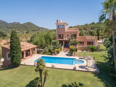 PoolOfHouse