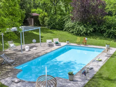 PoolOfHouse