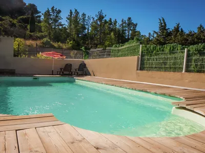 PoolOfHouse