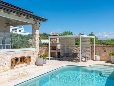 Villa für 6 Personen (140 m²) in Frata 2/10