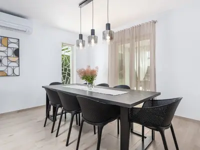 Villa für 8 Personen (170 m²) in Frata 4/10