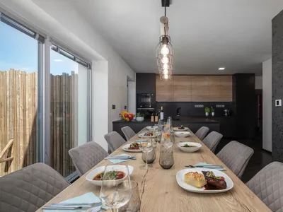DiningRoom