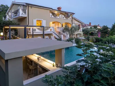 Villa für 12 Personen (250 m²) in Fuškulin 2/10