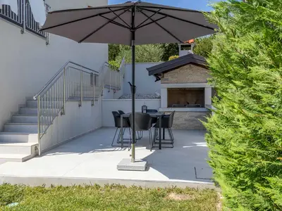 Villa für 8 Personen (170 m²) in Fuškulin 3/10