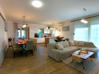 Villa für 10 Personen (200 m²) in Gabonjin 10/10