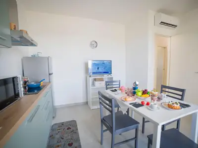 Küche und Essbereich