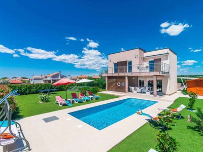 Villa für 8 Personen (180 m²) in Galižana 2/10