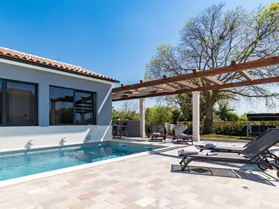 Villa für 6 Personen (166 m²) in Galižana 4/10