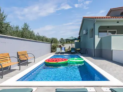 Villa für 8 Personen (180 m²) in Galižana 4/10