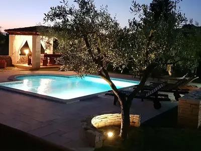 Villa für 8 Personen (130 m²) in Galižana 4/10