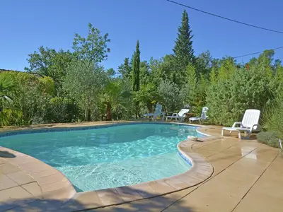 PoolOfHouse