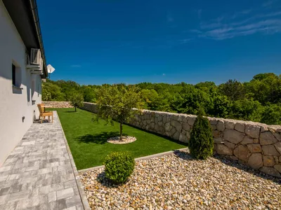 Villa für 6 Personen (92 m²) in Garica 3/10