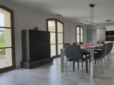 DiningRoom