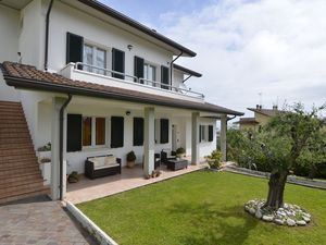 21674365-Villa-5-Gemmano-300x225-1