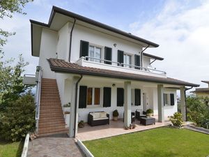 21674365-Villa-5-Gemmano-300x225-2