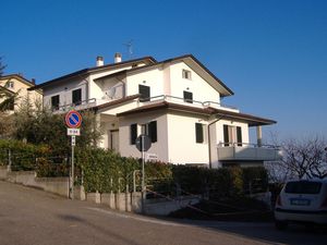 21674365-Villa-5-Gemmano-300x225-4