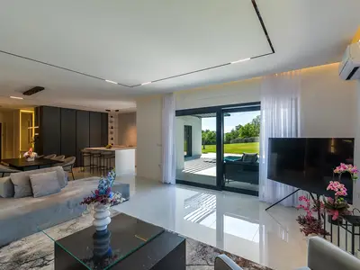 Villa für 6 Personen (170 m²) in Golaš 9/10