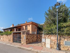 23707194-Villa-7-Golfo Aranci-300x225-1