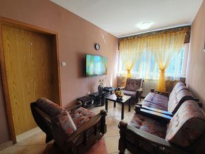 24058514-Villa-8-Gornje Sitno-300x225-3