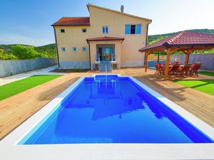 Villa für 10 Personen (275 m²) in Grabovci