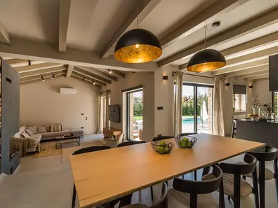 Villa für 8 Personen (238 m²) in Gracisce 4/10