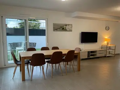 DiningRoom
