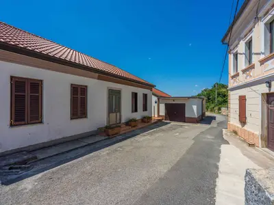 Villa für 4 Personen (80 m²) in Grizane 10/10