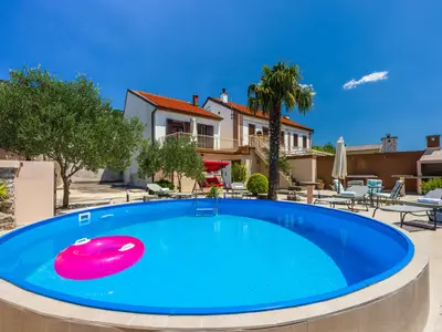 Villa für 4 Personen (80 m²) in Grizane 1/10