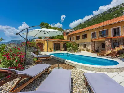 Villa für 6 Personen (200 m²) in Grizane 1/10