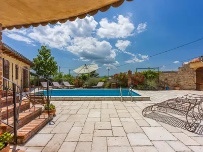 Villa für 6 Personen (200 m²) in Grizane 9/10