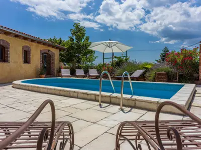Villa für 6 Personen (200 m²) in Grizane 10/10
