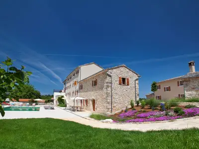 Villa für 19 Personen (690 m²) in Grožnjan 2/10