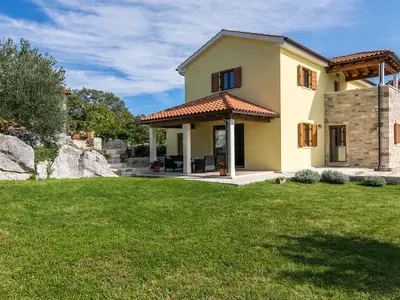 Villa für 8 Personen (200 m²) in Grožnjan 4/10