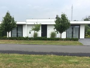 21867377-Villa-8-Harderwijk-300x225-5