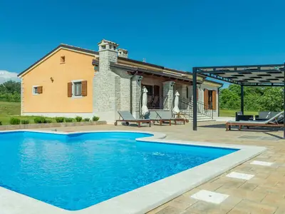 Villa für 6 Personen (127 m²) in Heki 7/10