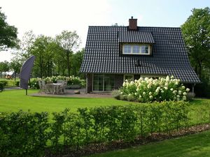 19354429-Villa-5-Hellendoorn-300x225-4