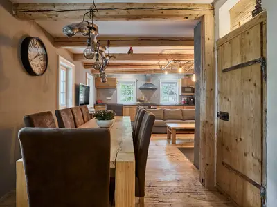 DiningRoom