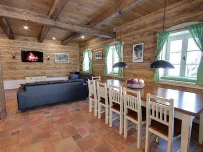DiningRoom