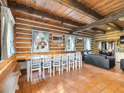 DiningRoom
