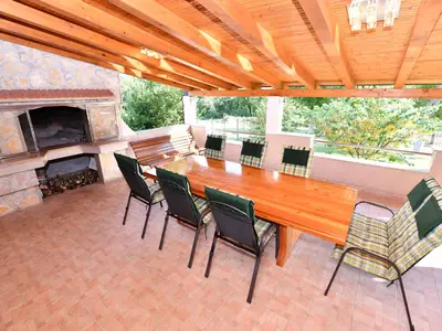 Villa für 8 Personen (90 m²) in Hrvace 4/10