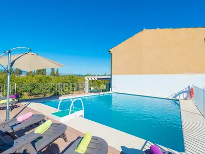 PoolOfHouse